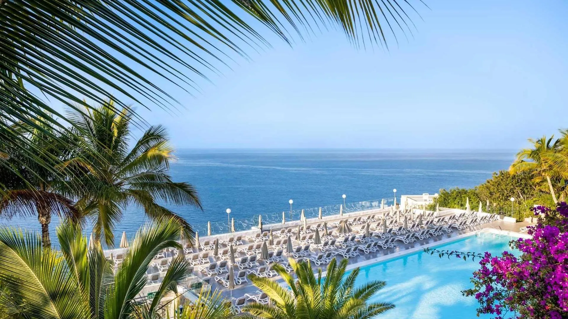 5 Smart Servatur Hotels Near Puerto Deportivo de Puerto Rico